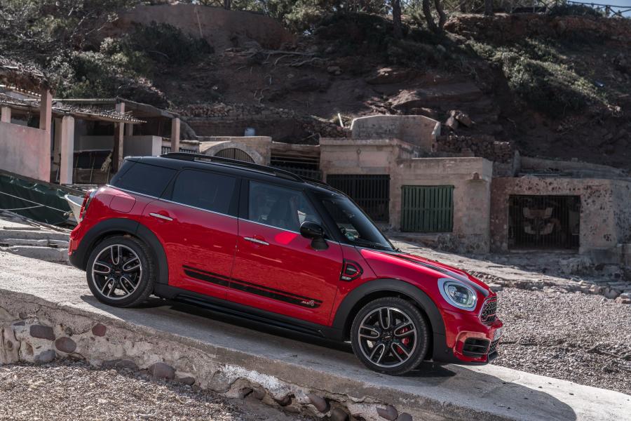 Mini John Cooper Works Countryman 2017 года  (WW) (фото 47 из 53)